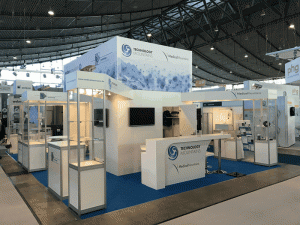 MedTec Messe Stand TechnologyMountains